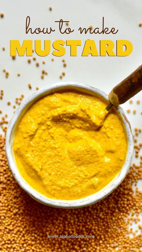 Homemade Mustard Recipe, Make Mustard, Homemade Mustard, Resepi Biskut, Mustard Recipe, Simple Dressing, Homemade Condiments, Condiment Recipes, Dressing Recipes