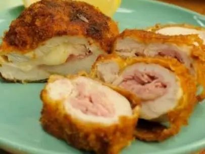 Cordon Bleu Recipe, Chicken Cordon Bleu Recipe, The Kitchen Food Network, Chicken Breast Cutlet, Cheese Stuffed Chicken Breast, Lemon Cheese, Confort Food, Cheese Stuffed Chicken, Chicken Cordon