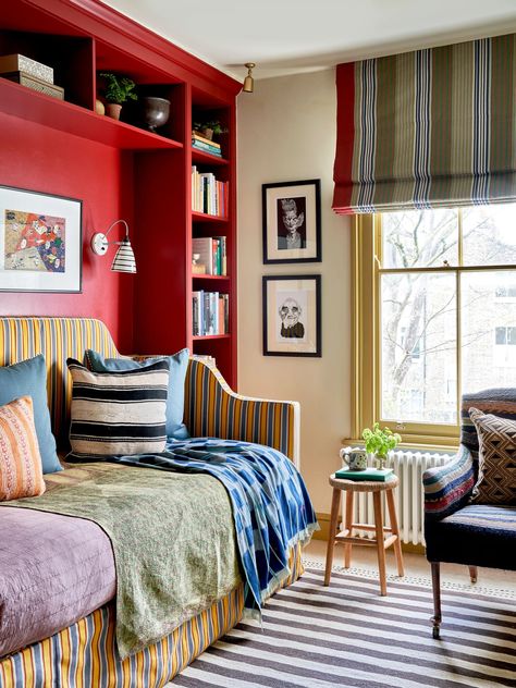 Lonika Chande brings cheerful colour and much-needed practicality to a family house in Stoke Newington | House & Garden Lonika Chande, Spare Room Ideas, Tiny Guest Room, Small Spare Room, Spare Room Design, Breakfast Room Green, Fabric Covered Walls, Daybed Design, Paint And Paper Library