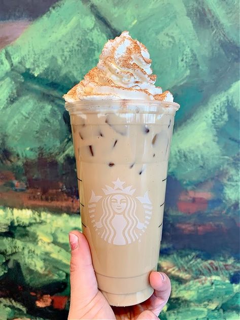 Cinnamon Toast Crunch Cinnamon Toast Crunch Drink, Coffe Drinks, Iced White Chocolate Mocha, Iced White Mocha, Starbucks Mocha, Cinnamon Dolce Syrup, Coffee Frappuccino, Starbucks Orders, Starbucks Drinks Diy