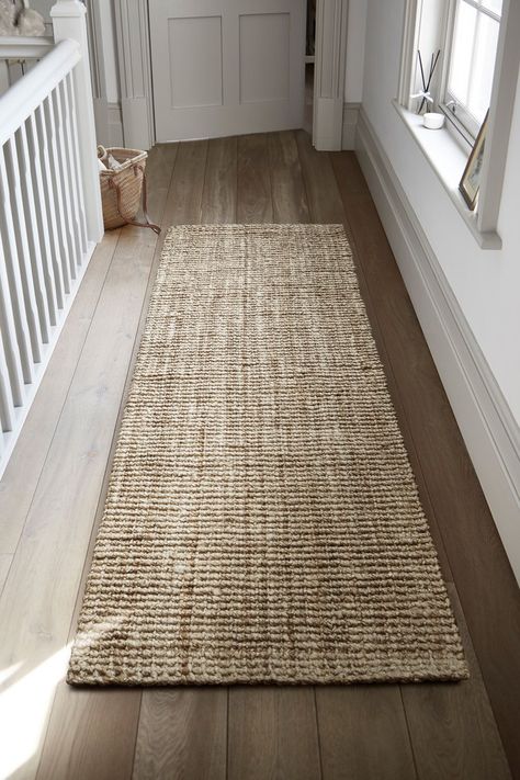 Jute Rug Runner, Jute Runner, Hall Runner, Hallway Designs, Deco Nature, Hallway Runner Rug, Rug Gallery, Floor Covering, Rug Runner Hallway