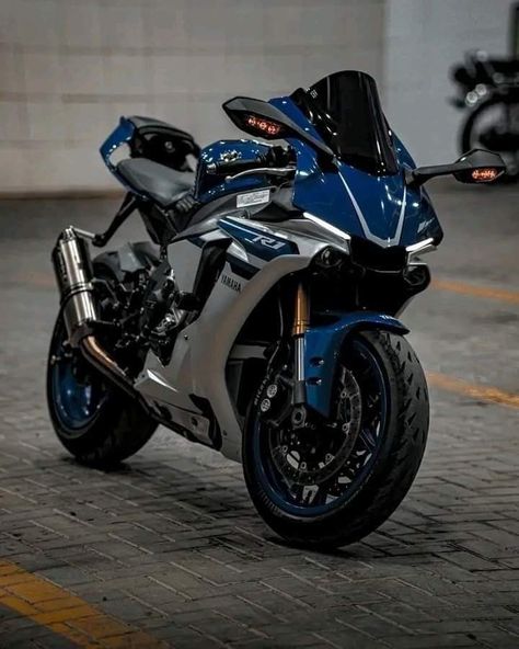 R1 Bike, R1 Yamaha, Pink Motorcycle, Blue Motorcycle, Motocross Love, Мотоциклы Cafe Racers, Motorcross Bike, Yamaha Bikes, Motorcycle Aesthetic