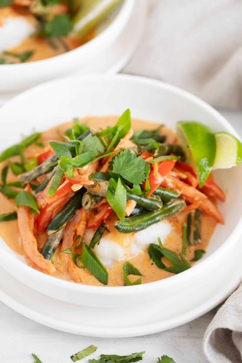 Thai Red Curry Fish, Red Curry Fish, Curry Fish, Red Thai, Easy Mediterranean Diet Recipes, Frozen Green Beans, Thai Cooking, Asian Foods, Asian Flavors