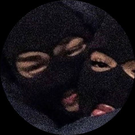 Ski Mask Couple, Ski Mask Aesthetic, Mask Couple, Ski Masks, Cute Grunge, Mask Aesthetic, Ski Mask, Matching Pfp, We Heart It