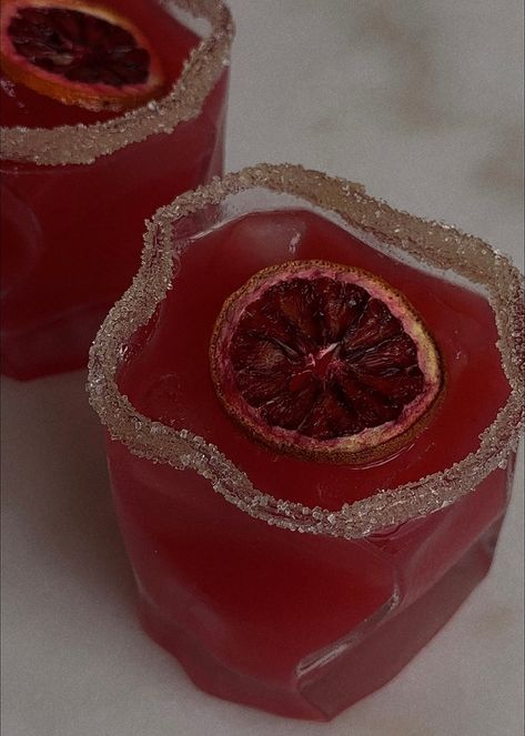 spicy blood orange marg mocktail Coffee Mixology, Blood Orange Drink, Best Mocktails, Orange Liquor, Blood Orange Juice, Orange Drinks, Mocktail Recipe, Iced Drinks, Holiday Cooking