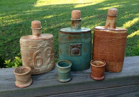 Flask and Shot Glass Sets by Linda Neubauer Gaea Art, Slabwork Pottery, Clay Bottles, Pottery Templates, Ceramic Flask, Amaco Brent, Pottery Kit, Pottery Bottles, Pottery Lessons