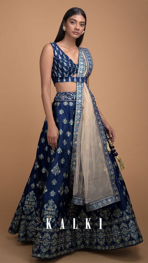 Blue Earrings Indian, Blue Lehenga Choli, Navy Blue Lehenga, Pengantin India, Simple Lehenga, Indian Outfits Lehenga, Lehenga Designs Simple, Fashionable Saree Blouse Designs, Traditional Indian Dress