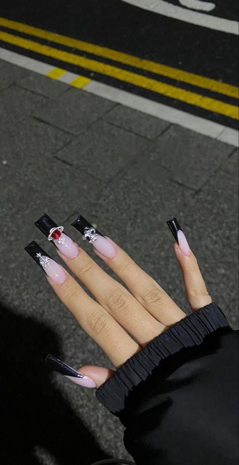 00s Nails, Lifestyle Jewelry, Nails Y2k, Punk Nails, Eyelashes Makeup, Anime Nails, Grunge Nails, French Acrylic Nails, Dope Nail Designs