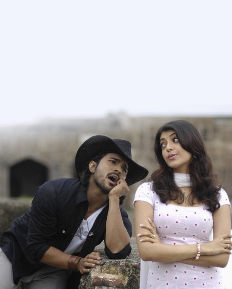 Beauty And The Beast Movie, Cute Movie Scenes, Romantic Couple Poses, Romantic Couple Images, Ram Charan, Movie Pic, New Photos Hd, Kajal Agarwal, Bollywood Couples