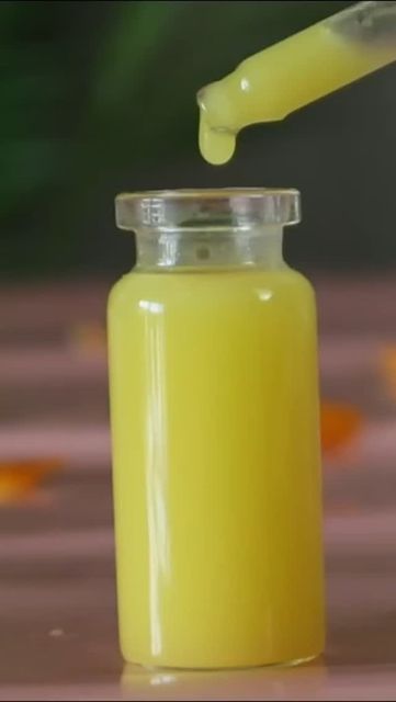 Face Serum At Home, Homemade Vitamin C Serum, Serum For Glowing Skin, Skincare Diy, Diy Serum, Face Serums, Clear Healthy Skin, Natural Skin Care Remedies, Diy Skin Care Routine