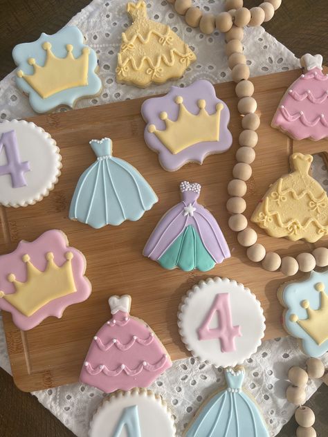 Simple Princess Cookies, Fairytale Cookies Decorated, Princess Dress Cookies Decorated, Princess Tea Party Cookies, Princess Cookies Royal Icing, 4th Birthday Princess Theme, Disney Princess Birthday Cookies, Princess Decorated Cookies, Castle Cookies Decorated