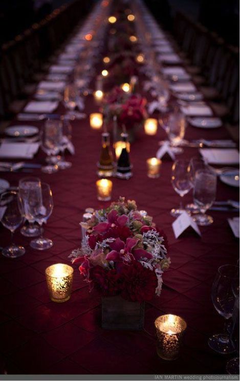 Venue Decoration Pantone 2015, Christmas Boards, Marsala Color, Marsala Wedding, Maroon Wedding, Long Table, Burgundy Wine, Burgundy Wedding, Deco Table