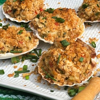 Wendy’s Deviled Crab Carteret - Carolina Country Deviled Crab Recipe, Deviled Crab, Crab Recipe, Breakfast Appetizers, Recipe Email, Chipotle Chicken, Crab Recipes, Christmas Food Dinner, Sauteed Vegetables