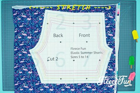 Toddler Shorts Pattern, Boy Shorts Pattern, Shorts Pattern Sewing, Baby Shorts Pattern, Shorts Pattern Free, Make Shorts, Legging Court, Kids Clothes Diy, Sewing Shorts