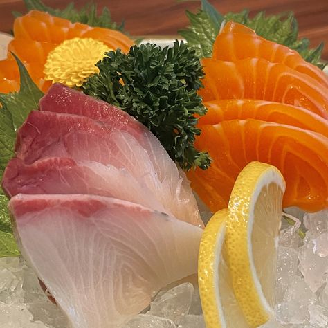 Albacore Sashimi, Sashimi Aesthetic, Japan Moodboard, Japanese Sashimi, Sashimi Platter, Girl Almighty, Asian Dessert Recipes, Food Asian, Genshin Characters