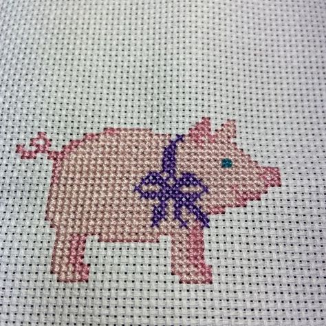 Pink pig cross stitch pattern PDF Small farm animal pattern - Etsy.de Pig Cross Stitch, Dog Cross Stitch Pattern, Primitive Cross Stitch, Primitive Cross Stitch Patterns, Dog Cross Stitch, Small Pigs, Crazy Dog Lady, Small Cross Stitch, Cute Piggies