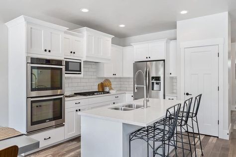 Staggered Kitchen Cabinets - Designing Idea Staggered Kitchen Cabinets, Affordable Renovations, Recessed Lighting Living Room, Lighting Living Room, Led Recessed Lighting, Recessed Downlight, High End Kitchens, Kitchen Stand, Small Kitchens