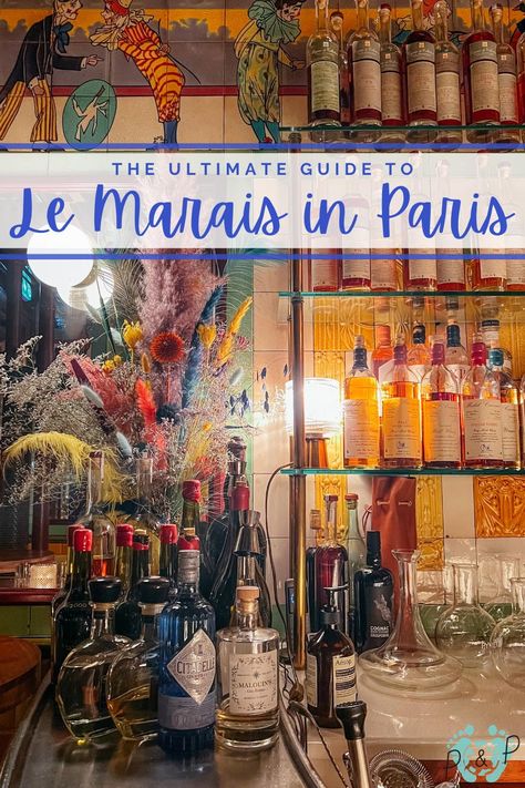 The ultimate Le Marais travel guide, Paris's most fun neighborhoods! A guide to the restaurant scene, bar scene, and social scene. Paris Cheap, Bar Paris, Paris Bars, Best Cocktail Bars, Marais Paris, Night Bar, London Vacation, Paris France Travel, Bar Scene