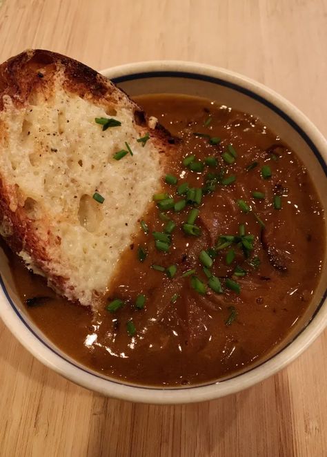 I Tried Smitten Kitchen's Short Rib Onion Soup | Kitchn Short Rib Onion Soup, Cheesy Toast, Smitten Kitchen Recipes, Rib Soup, Onion Soup Recipes, Kitchen S, Short Rib, Braised Short Ribs, Weekend Meals