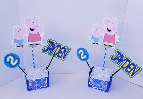 Check out this item in my Etsy shop https://www.etsy.com/listing/721795293/peppa-pig-centerpiece Peppa Pig Centerpiece, Pig Birthday Party Decorations, Birthday Pig, Toy Story Centerpieces, Peppa Birthday, Peppa Pig Party Decorations, Friends Decor, Peppa Pig Birthday Party Decorations, Peppa Party