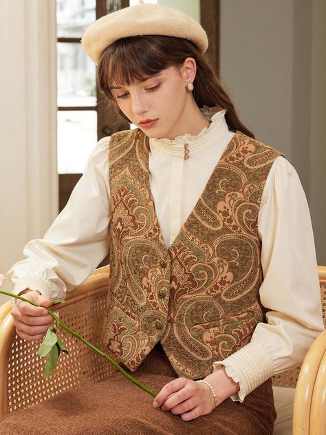 Khaki Clothes, Vintage Vest Outfit, Ineffable Wives, Retro Aesthetic Outfit, Vintage Vests, 60s Clothes, Waistcoat Outfit, Vintage Fashion Style, Luxurious Wallpaper