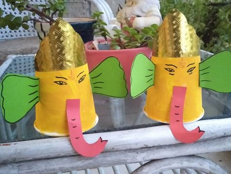 Children enjoy Ganesh Chaturthi the most... Paper Ganesha Craft, Ganesh Chaturthi Activity For Kids, School Decorations Diy, Ganapati Decorations, Christmas Cards Handmade Diy, Festival Activities, Ganpati Decor, Ganesh Festival, Ganesh Chaturthi Decoration