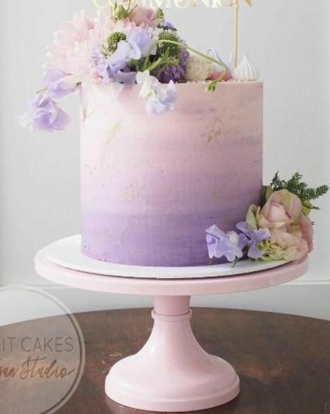 Purple Pink Ombre Cake, Pink Purple Princess Cake, Lilac Colored Cake, Lavender First Birthday Cake, Bridal Shower Cake Lavender, Lavender Ombre Cake, Pastel Purple Party Decor, Pink And Purple Marble Cake, Bridal Shower Cake Purple