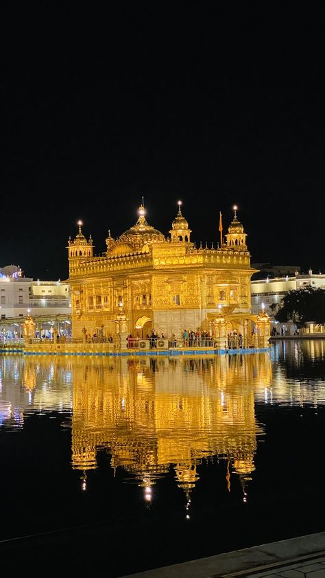 Golden Temple Wallpaper, Attitude Stylish Boys Pic, Golden Temple Amritsar, Ram Image, Baby Print Art, India Architecture, Temple Photography, Water Photo, Temple Pictures