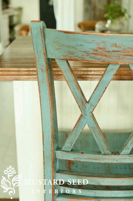 Home decor Painted Bar Stools, Painted Stools, Cottage Shabby Chic, Miss Mustard Seed, Paint Bar, Deco Retro, Painted Chairs, Distressed Furniture, Milk Paint