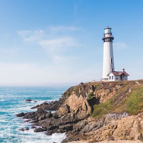 French Wink on Instagram: “If we say Brittany, what does that mean to you? 💙🤍❤️ The Mont-Saint-Michel and its bay, a wild seaside, this invigorating iodine air,…” Beach Sculpture, Sculpture Inspiration, Lighthouse Photos, Lighthouse Pictures, Beautiful Lighthouse, Sand Table, Water Water, Light House, Fall Pictures