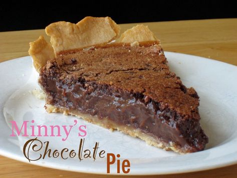 Recipe for Minny’s Chocolate Pie from ‘The Help’ – A Taste of Sweet Chocolate Chess Pie Recipe, Chess Pie Recipe, Chocolate Chess Pie, Brownie Pie, Fudge Pie, Chess Pie, Pie Pops, Chocolate Pie Recipes, Chocolate Pie