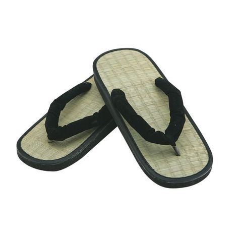 Japanese Traditional Shoes, Mens Flip Flops Beach, Kung Fu Shoes, Japanese Tatami, Martial Arts Shoes, Traditional Shoes, Straw Sandals, Tatami Mat, European Shoes