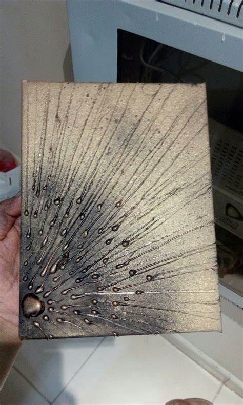 hot glue art on canvas - Yahoo Canada Image Search Results Crafts With Hot Glue, Hot Glue Art, Glue Art, Glue Painting, Canvas For Beginners, Soyut Sanat Tabloları, Easy Canvas Painting, Acrylic Painting For Beginners, Garden Photography