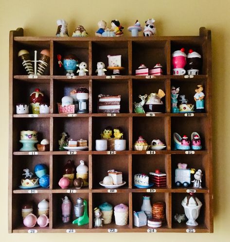 These are some of my “SWEETS” related S&P shakers....need more  display shelves  and ideas for the rest I have in boxes ❤️ Tchotchkes Display Ideas, Salt And Pepper Shaker Display, Knick Knack Display Ideas, Lego Display Shelf, Trinket Shelf, Maximalist Kitchen, Drop Down Table, Vintage Decorating, Lemon Kitchen