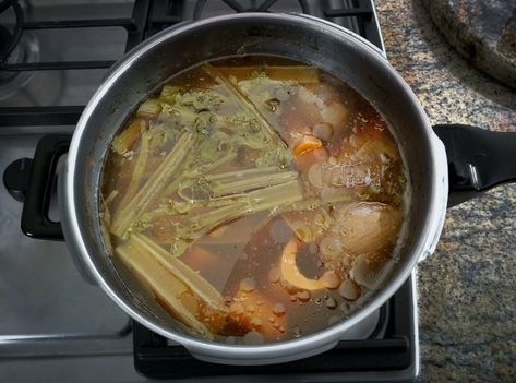 Bone Broth Basics: How To Make In A Pressure Cooker - Breathe Together Yoga Bone Broth Pressure Cooker, Meatloaf With Bbq Sauce, Bean Salad Recipes Easy, Recipes Using Ham, Make Bone Broth, Christmas Turkey Recipes, Brown Stew Chicken, Green Bean Casserole Easy, Slow Cooker Meatloaf