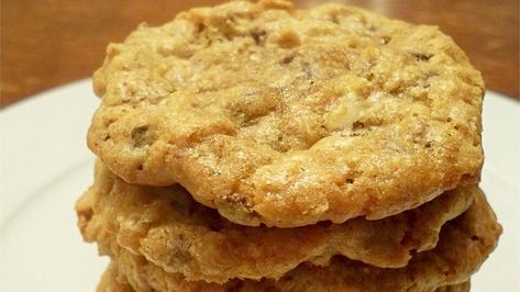 Dishpan Cookies Recipes, Dishpan Cookies, Oats Bar, Rice Flour Cookies, Gluten Free Almond Cookies, Ranger Cookies, Cowboy Cookie Recipe, Pan Cookies, Perfect Cookies