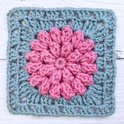 Flower Squares Crochet, Crochet Popcorn Stitch Flower, Crochet Popcorn Stitch Granny Square, Popcorn Flower Crochet, Crochet Flower Blanket Granny Squares Free Pattern, Crochet Popcorn Flower Granny Square, Tulip Granny Square Patterns, Popcorn Flower Granny Square, Crochet Flowers Granny Squares