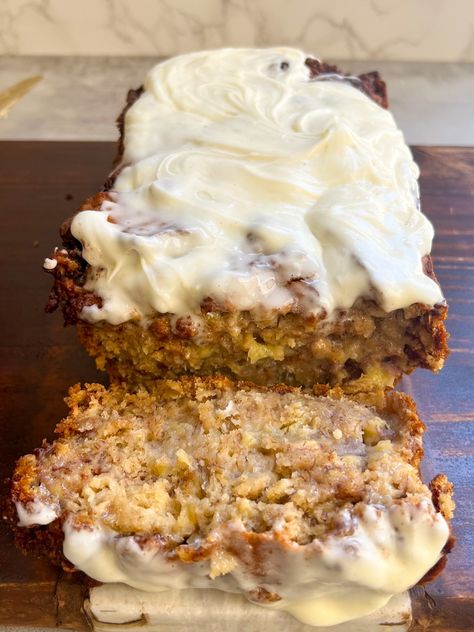 Banana Bread Cinnamon Rolls With Peanut Butter Cream Cheese Frosting, Healthy Banana Cinnamon Bread, Iced Banana Bread, Banana Bread Wrapping Ideas, Banana Fall Recipes, Banana Cinnamon Swirl Bread, Cinnamon Roll Banana Bread, Leftover Banana Recipes Healthy, Banana Bread Variations