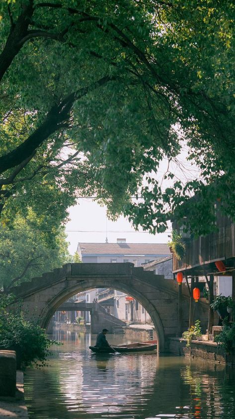 Environment Photography, Suzhou China, China Architecture, Chinese Aesthetic, Asian Architecture, Chinese Landscape, Chinese Garden, Japan Aesthetic, Aesthetic Japan