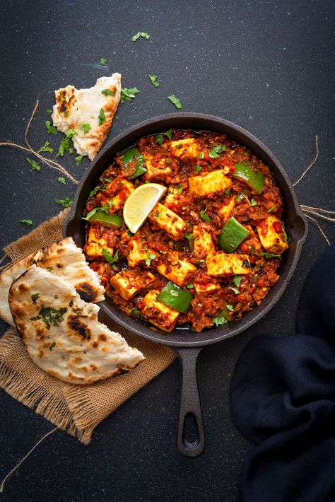 Quick, easy and delicious - this tawa paneer masala is a semi dry preparation of paneer cooked in tomato onion gravy on flat griddle called as Tawa/Tava. Made with basic pantry staples, the dish comes together in just 20 minutes. Pairs perfect with roots, parathas, puris or rice. - Cubes N Juliennes Paneer Dish, Paneer Masala Recipe, Paneer Masala, Chinese Street Food, French Soup, Paneer Dishes, Cantonese Cuisine, Paneer Recipe, Onion Gravy