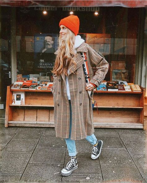 // Surfergirl Style, Look Boho Chic, Outfits With Converse, Mode Inspo, Look Vintage, Casual Coat, Mode Inspiration, Winter Fashion Outfits, Looks Vintage