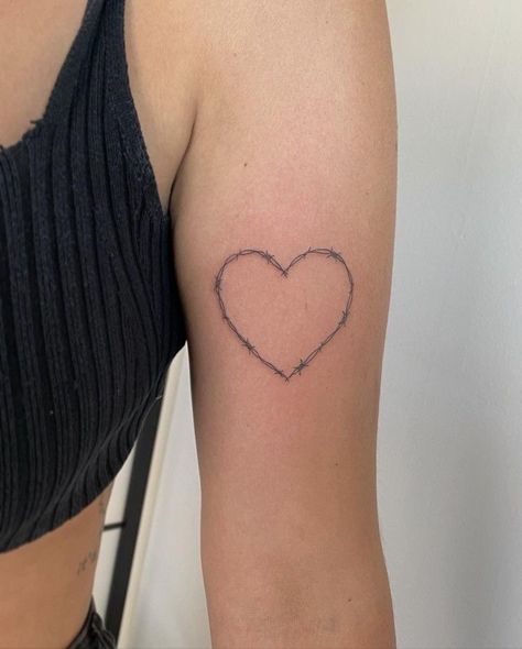 Barbed Wire Heart Tattoo Ideas #tattoo #tattooideas Fineline Heart Tattoo, Thorn Heart Tattoo, Center Chest Tattoo, Barbed Wire Heart Tattoo, Forearm Word Tattoo, Wire Heart Tattoo, Body Doodles, Chin Tattoo, Tatts Ideas