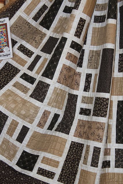 Brown And Black Quilts, Tan Quilt, Brown Quilts, The Evening Star, Brown Quilt, Knitting Quilt, Cut Baby, Neutral Quilt, Stained Glass Quilt