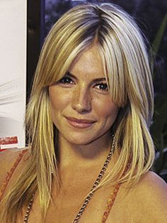 center part long bang | ... color..& I justbgot these middle part bangs..diggin the difference Parted Bangs, Long Bangs, Fringe Hairstyles, Sienna Miller, Long Layered Hair, Long Bob, Hair Envy, Great Hair, Layered Hair