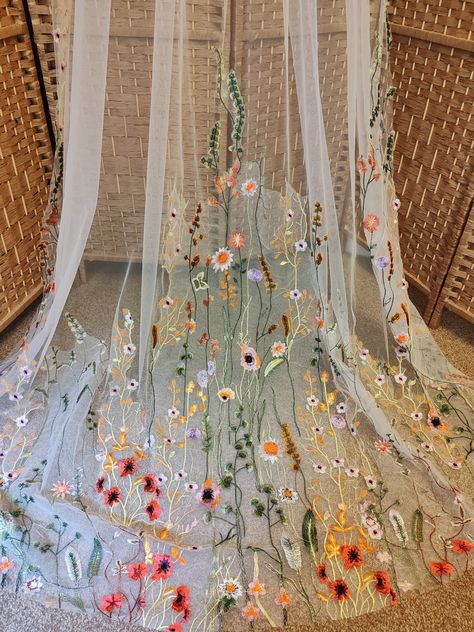 Floral Edged Orange Wildflower Veil / Veil With Embroidered Flowers / Alternative Bridal Veil / Woodland Wedding Veil / Floral Wedding Veil - Etsy Veil With Real Flowers, Wildflower Inspired Bridesmaid Dresses, Lace Flower Veil, Wedding Dress With Wildflowers, Wildflower Theme Wedding Dress, Bridal Veil Flowers, Veil With Embroidered Flowers, Colored Flower Veil, Wedding Dresses Wildflower