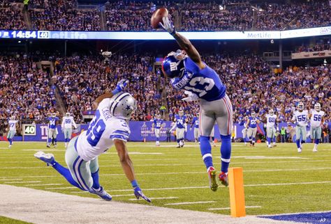 obj when first make one handed chat Odell Beckham Jr Catch, Odell Beckham Jr Wallpapers, Messi Gif, New York Football, Odell Beckham, Giants Football, Giants Fans, Nfl History, Game Poster