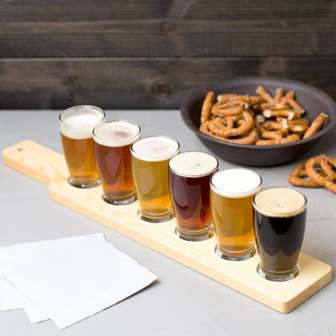 Anchor Hocking Craft Brews Beer Flight - 6 Glasses with Natural Wood Paddle Manhatten Cocktail, Beer Flight Paddle, Beer Sampler, Craft Beer Packaging, Wood Paddle, Beer Flight, Brewing Recipes, Three Witches, Brewing Equipment