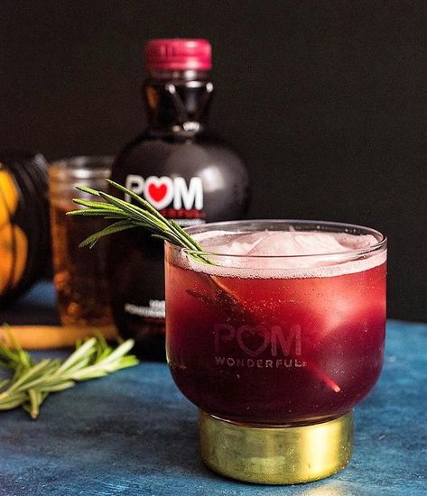 POM Jewel Mocktail Pom Mocktail, Pom Juice, Pom Wonderful, Cinnamon Simple Syrup, Valentine's Day Recipes, Pomegranate Juice, Fresh Rosemary, Amazing Recipes, Non Alcoholic Drinks