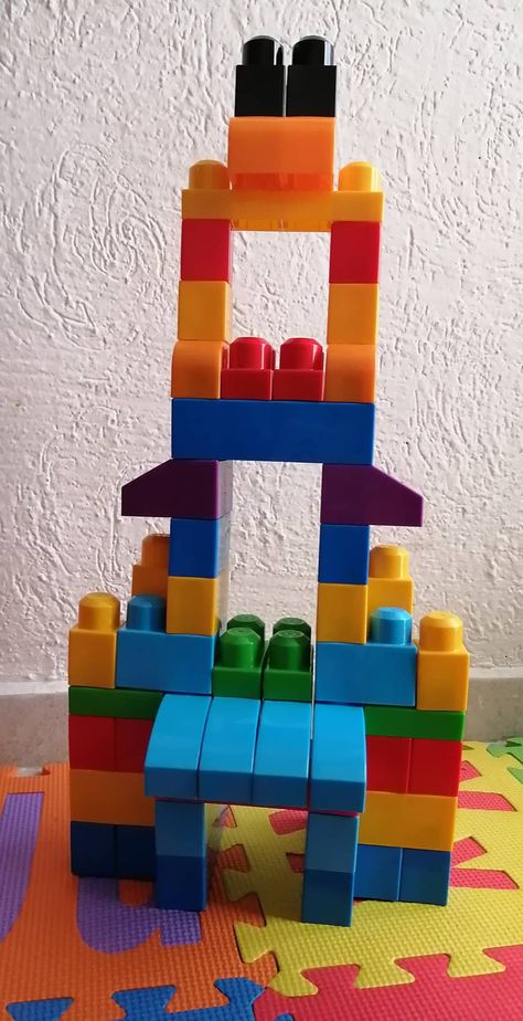 Mega Bloks Building Ideas, Mega Blocks Building Ideas, Mega Blocks Ideas, Mega Blocks, Big Lego, Construction Lego, Foam Tiles, Block Play, Kids Blocks