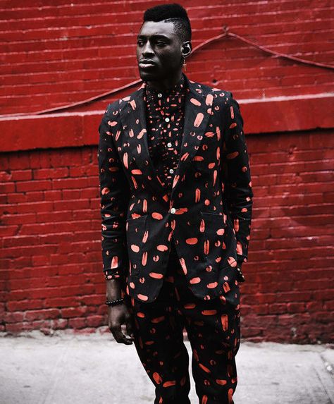 Ikré Jones was founded by designer, musician, and lawyer Walé Oyéjidé, who teamed up with tailor Sam Hubler to create the line’s beautiful designs. Walé’s brand has gained a large following, and his designs can even be seen in the hit film Black Panther.  Get the sport coat from Ikré Jones for $500 (available in sizes 36-48 and two construction styles). Tom Ford Gucci Menswear, The Blacker The Berry, Unstructured Jacket, Structured Jacket, Winter Fashion Boots, Short Dress Styles, Mens Fashion Editorial, The Embrace, African Print Dresses